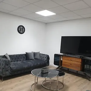 Bataver Apartment