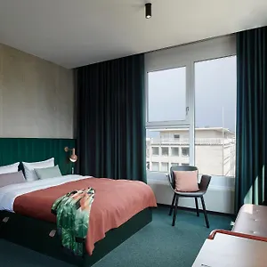 Basecamp Otel