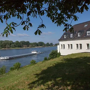 Schnellenburg Otel